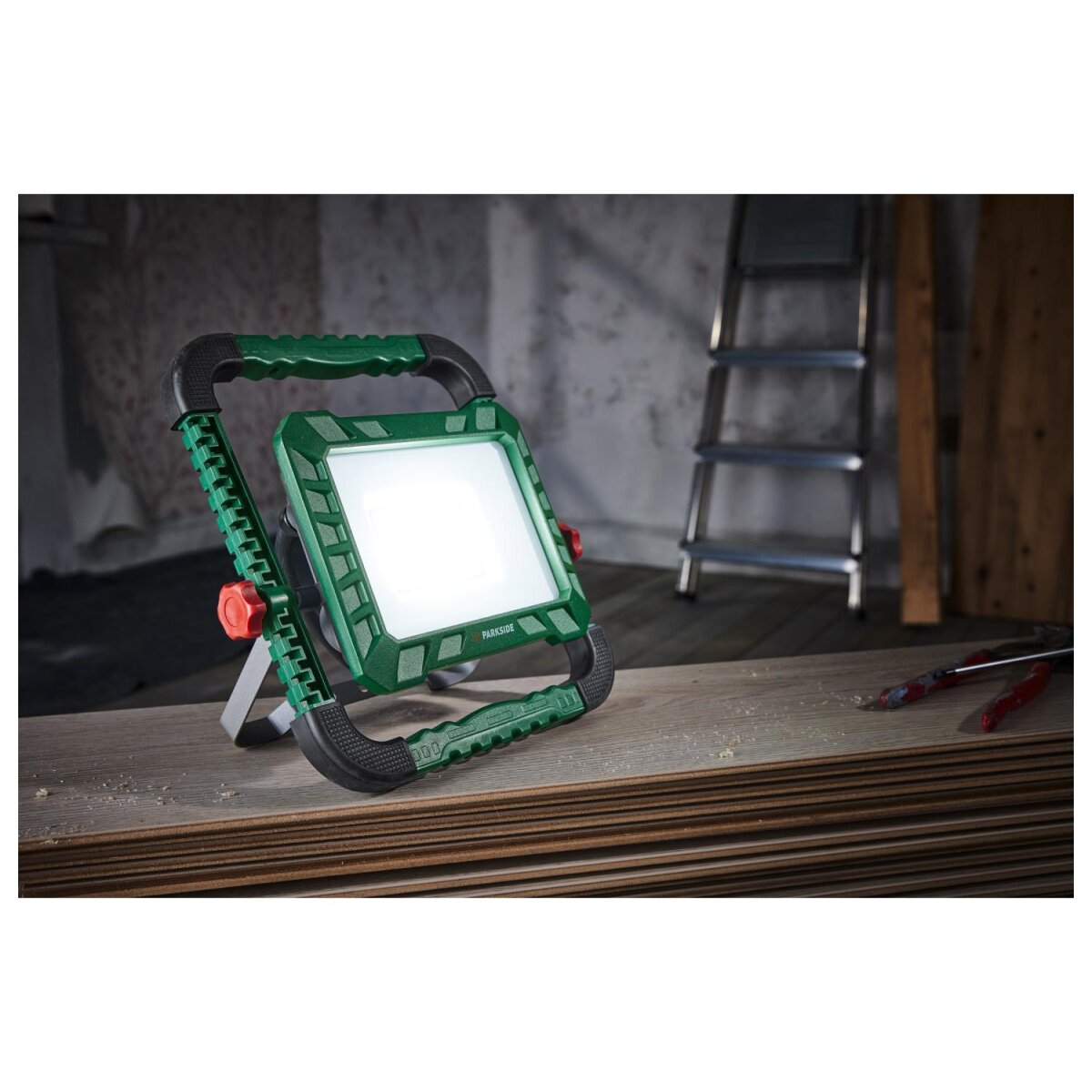 PARKSIDE® LED-Arbeitsstrahler, PASL 44 A1, mit Fassung PARKSIDE® LED-Arbeitsstrahler, PASL 44 A1, mit Fassung