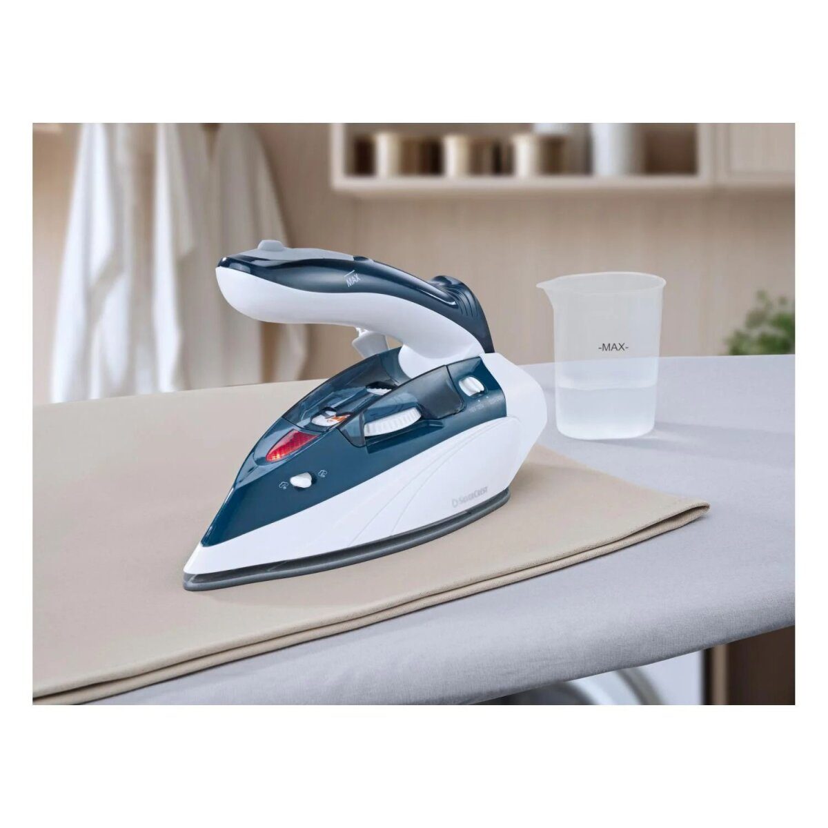 SILVERCREST® travel steam iron »SDBRK 1000 B1«