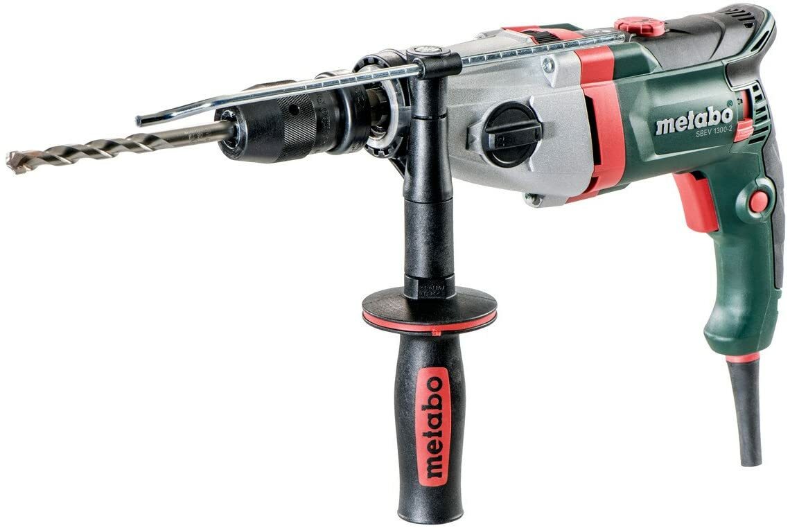 Wiertarka udarowa Metabo SBEV 1300-2 | Bezkluczowy uchwyt wiertarski Futuro Plus, uchwyt, ogranicznik, walizka | Elektronika pełnookresowa VTC / obroty prawo-lewo (1300 W / 44 Nm / prędkość 0 – 3100/min) Wiertarka udarowa Metabo SBEV 1300-2 | Bezkluczowy uchwyt wiertarski Futuro Plus, uchwyt, ogranicznik, walizka | Elektronika pełnookresowa VTC / obroty prawo-lewo (1300 W / 44 Nm / prędkość 0 – 3100/min)