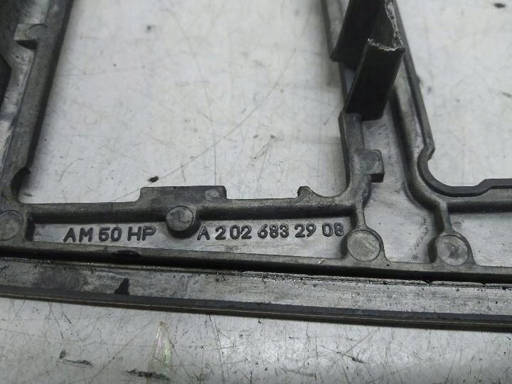 Oldtimer-Rahmenradio A2026832908 Mercedes C I W202