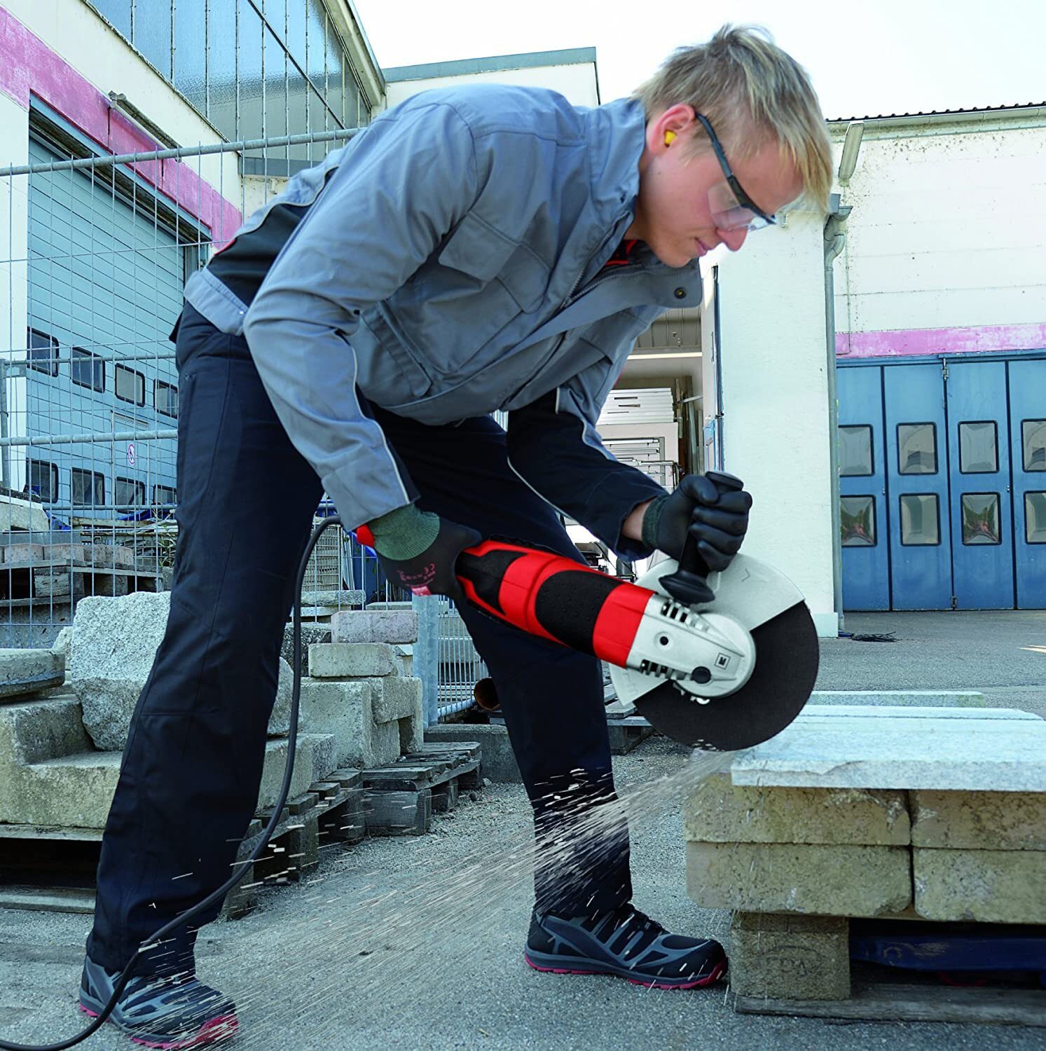 Einhell angle grinder TE-AG 230/2000 (2050 W, disc diameter 230 mm, soft start, twist handle, protective cover, without cutting disc)
