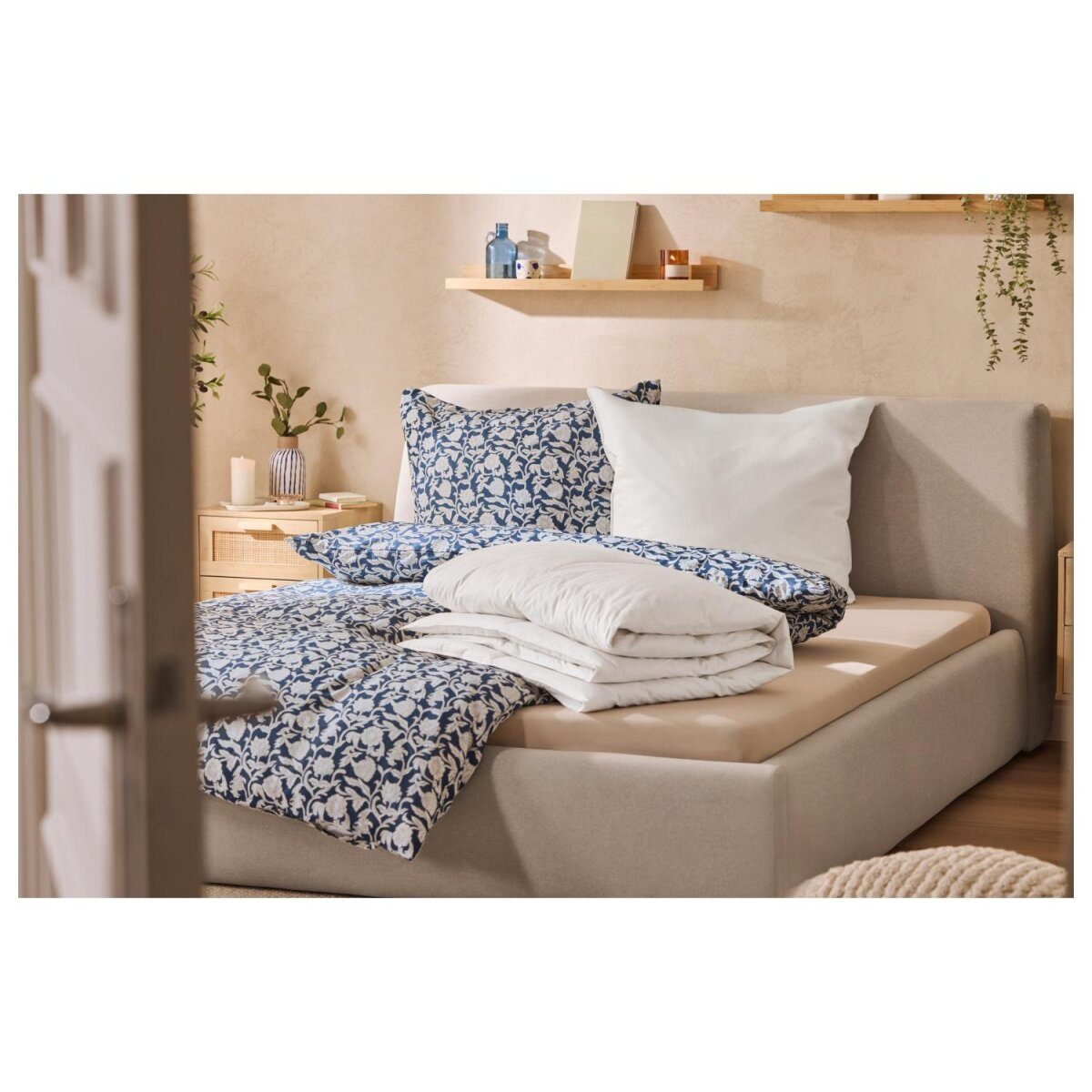 LIVARNO® feather and down pillow, 60 x 60 cm