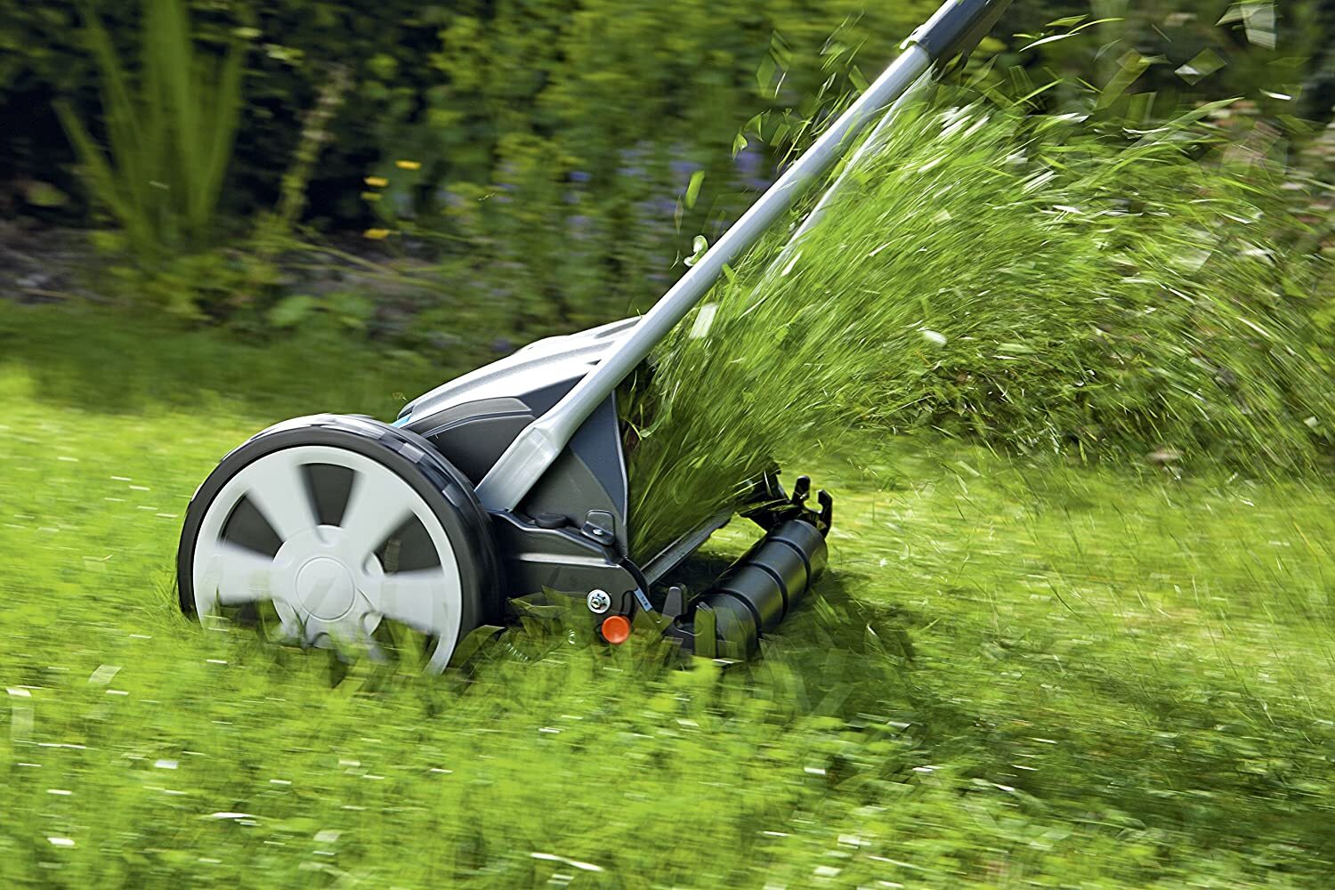 Gardena Comfort Spindelmäher 400 C: Handrasenmäher mit 40 cm Arbeitsbreite für bis zu 250 m² Rasenfläche, Messerwalze aus Qualitätsstahl, berührungslose Schneidetechnik (4022-20)