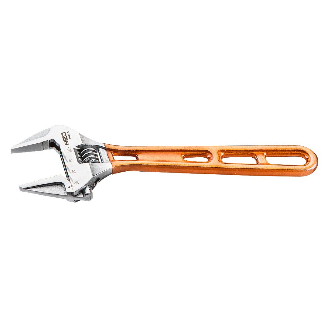 Adjustable wrench