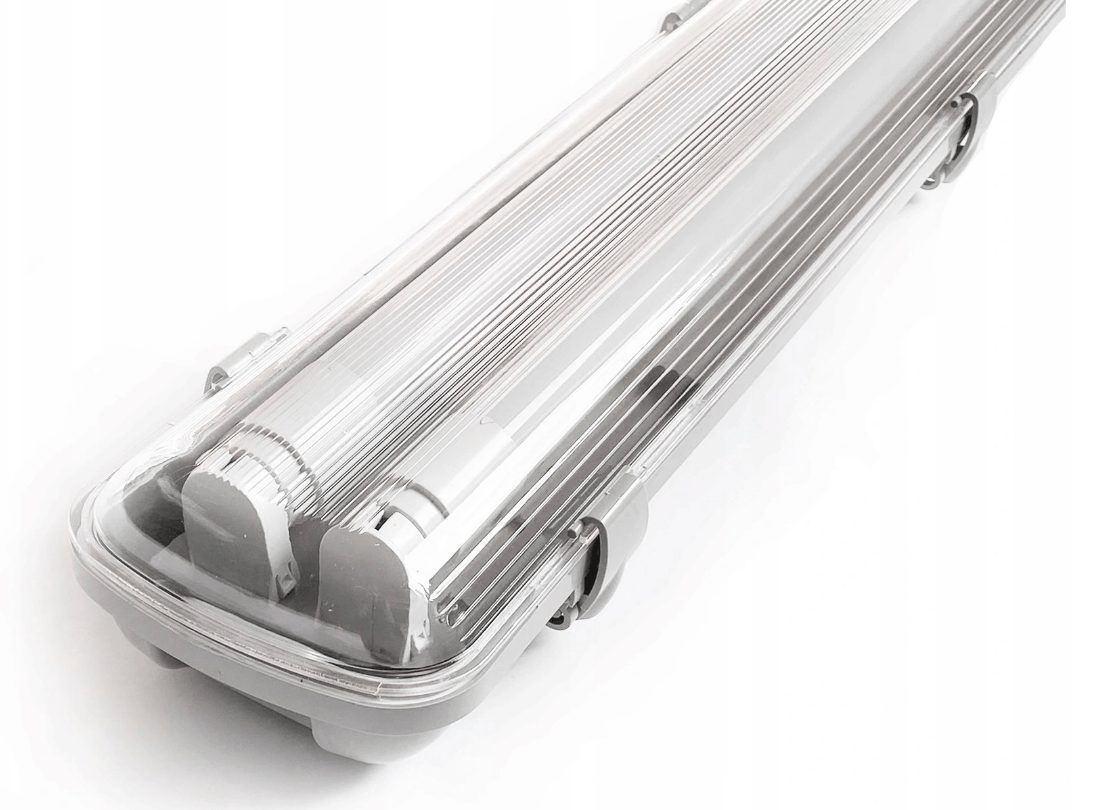 6x LED Industrielampe Feuchtraum Werkstattlampe Zimmerlampe 1200mm 40W Komplettset