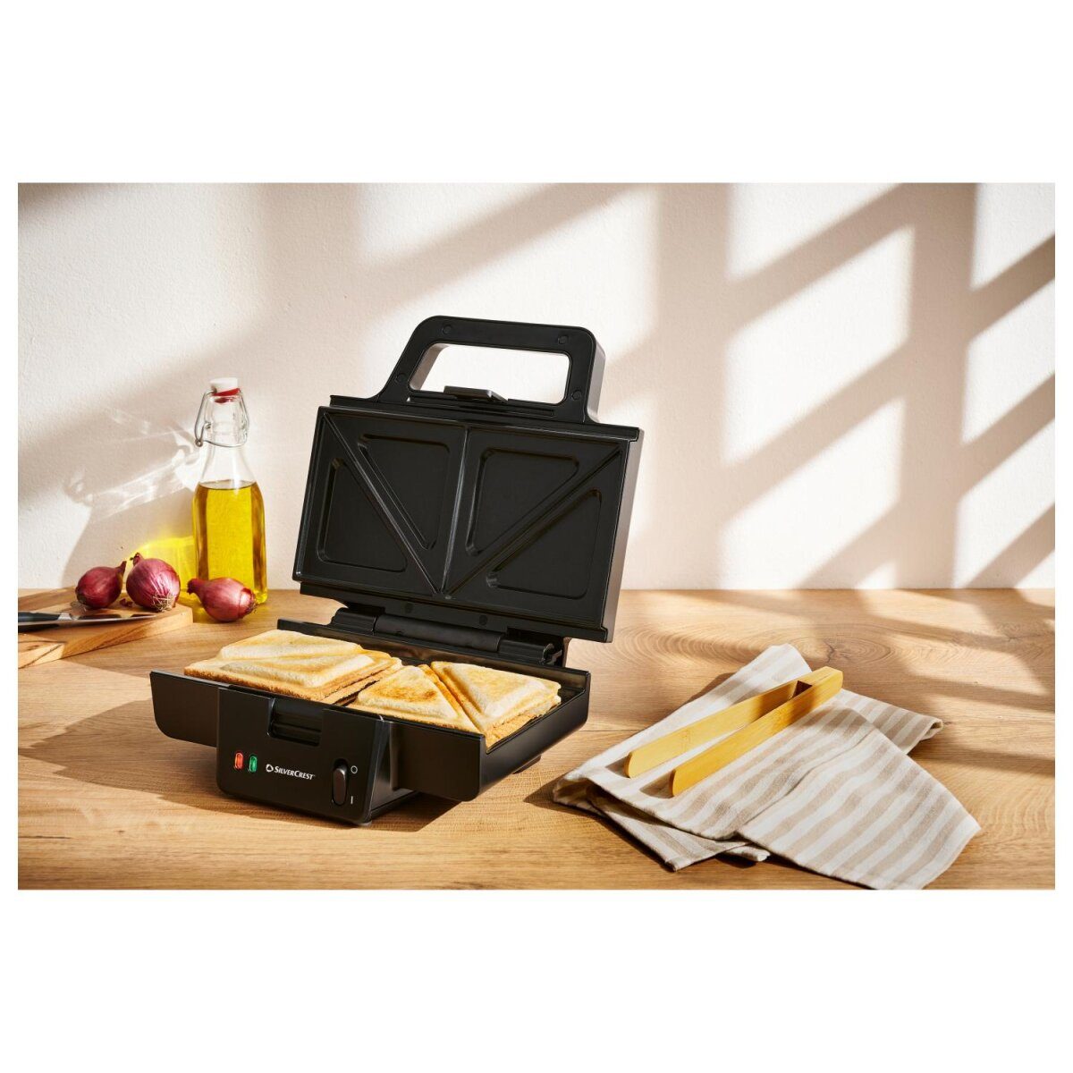 SILVERCREST® XXL sandwich maker SSWM 900 A2