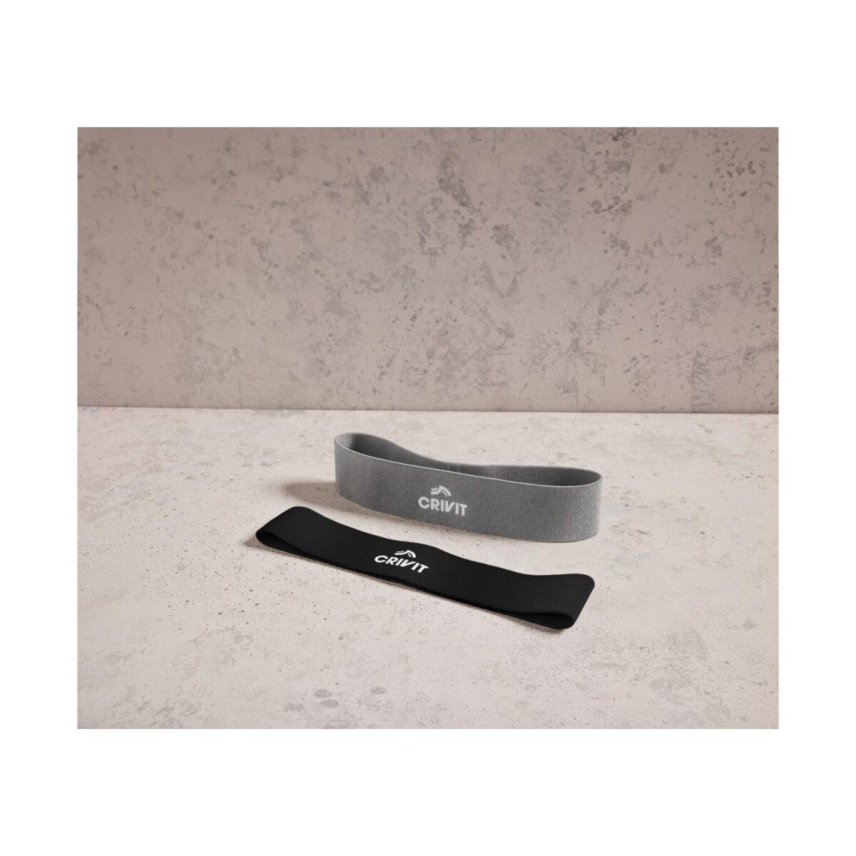 Stretch band / ankle weights 0.5 kg set of 2 / mini bands set of 3 / loop band / push-up handles set of 2 / hand trainer