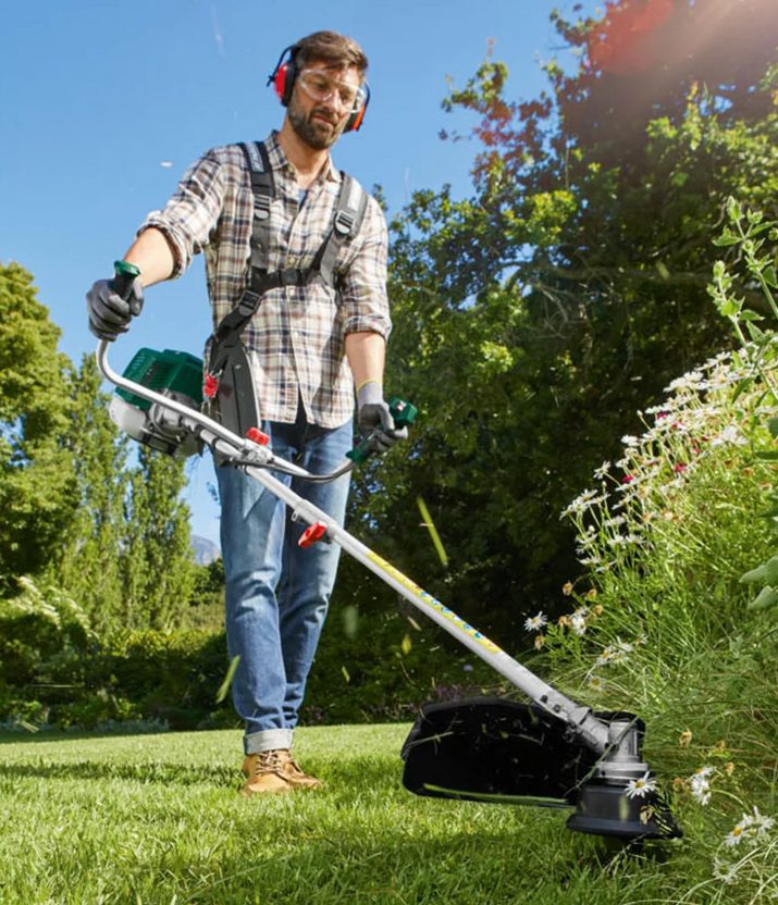 PARKSIDE® Benzin-Sense „PBS 2 D4“, mit Schultergurt, 1,8 PS XXXL-Starterset