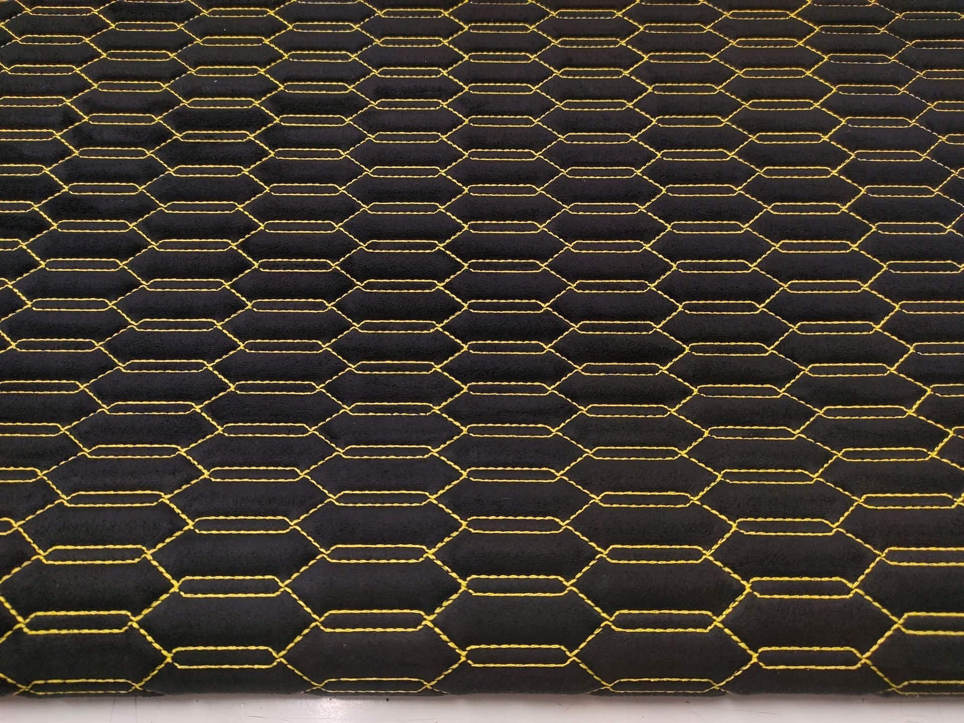AUTOSTOFF WILDLEDER ALCANTARA DIAMOND POLSTERSTOFF Design 5