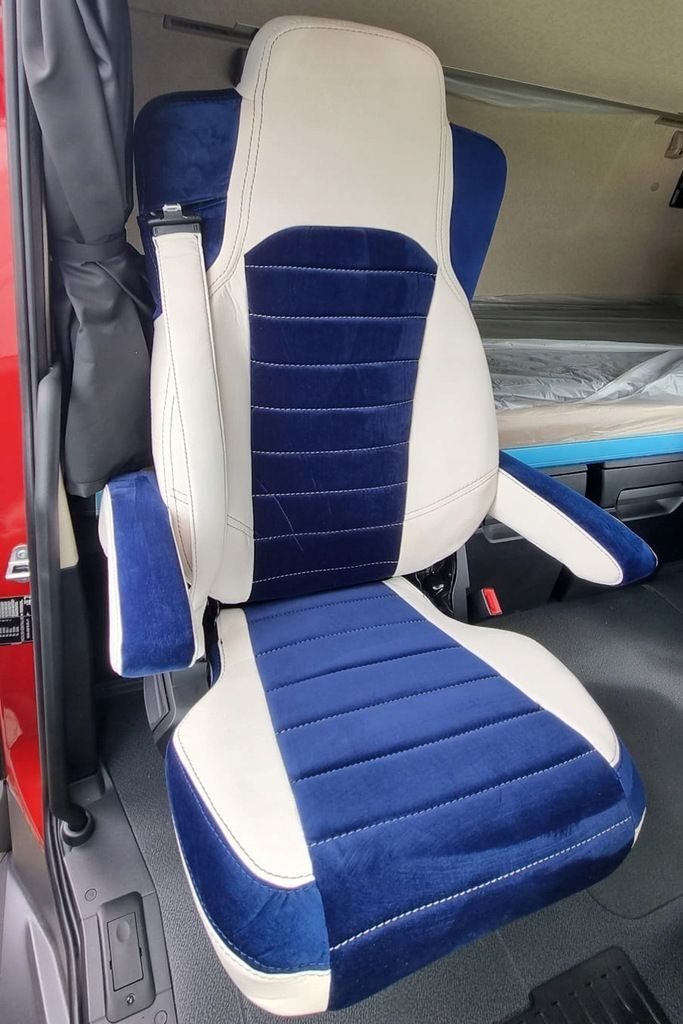 Handgefertigte hochwertige Actros LKW SITZBEZÜGE MERCEDES ACTROS MP5 MP 5 marineblau-beige Komplettset