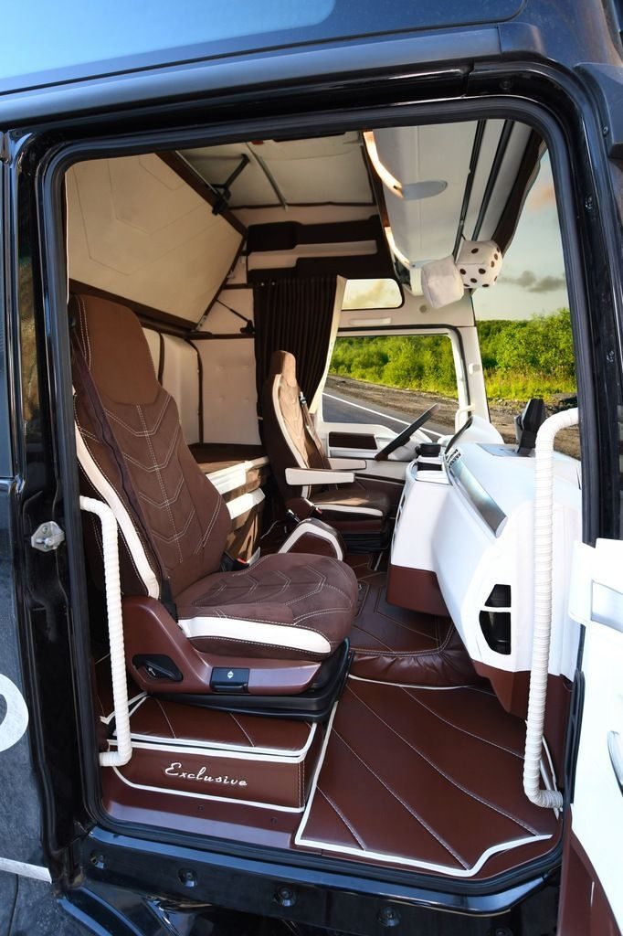 HOUSSES DE SIÈGE TIR MAN TGX 2017-2019 faites à la main et de haute qualité, ensemble complet