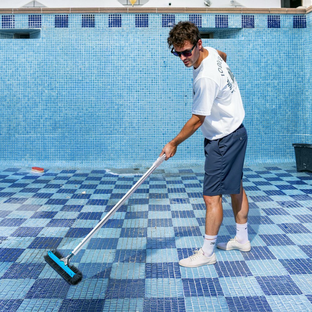 Tête de brosse de piscine, brosses à récurer (508 mm) avec poils en nylon et connecteur de tige en aluminium, tête de brosse pour nettoyer les murs de piscine creusée/hors sol (sans tige) Tête de brosse de piscine, brosses à récurer (508 mm) avec poils en nylon et connecteur de tige en aluminium, tête de brosse pour nettoyer les murs de piscine creusée/hors sol (sans tige)