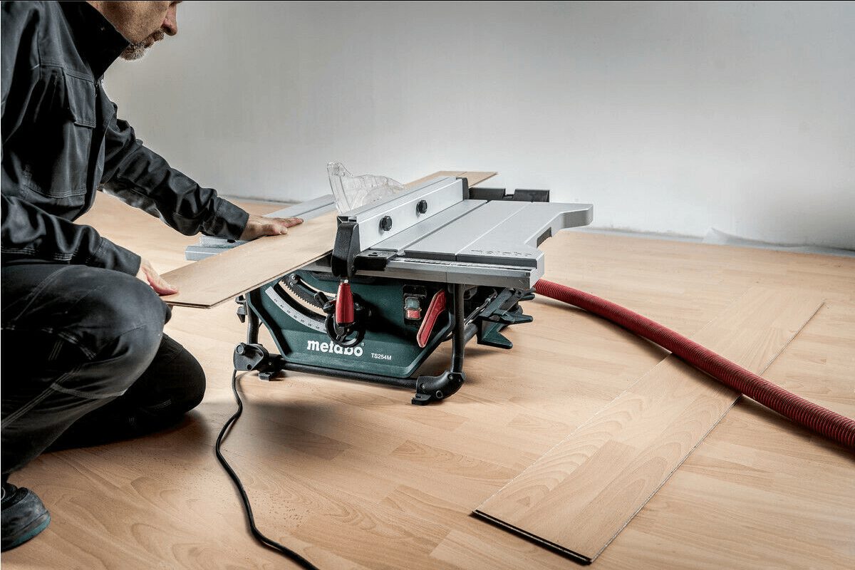 Metabo Tischkreissäge TS 254 M Set (mit Untergestell, 1500 W, Sägeblatt 254x30 mm, klappbare Säge, Tischverlängerung) 691154000
