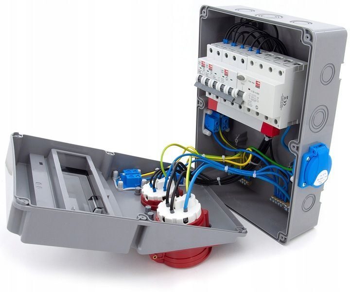 Electric wall distributor 4 x 230 V 16A / 1 x 16A 5P / 1 x 32A 5P complete set of construction power distributors