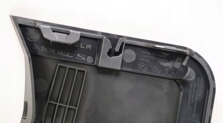 Original TESLA MODEL S PLAID FENDER COVER RIGHT FRONT