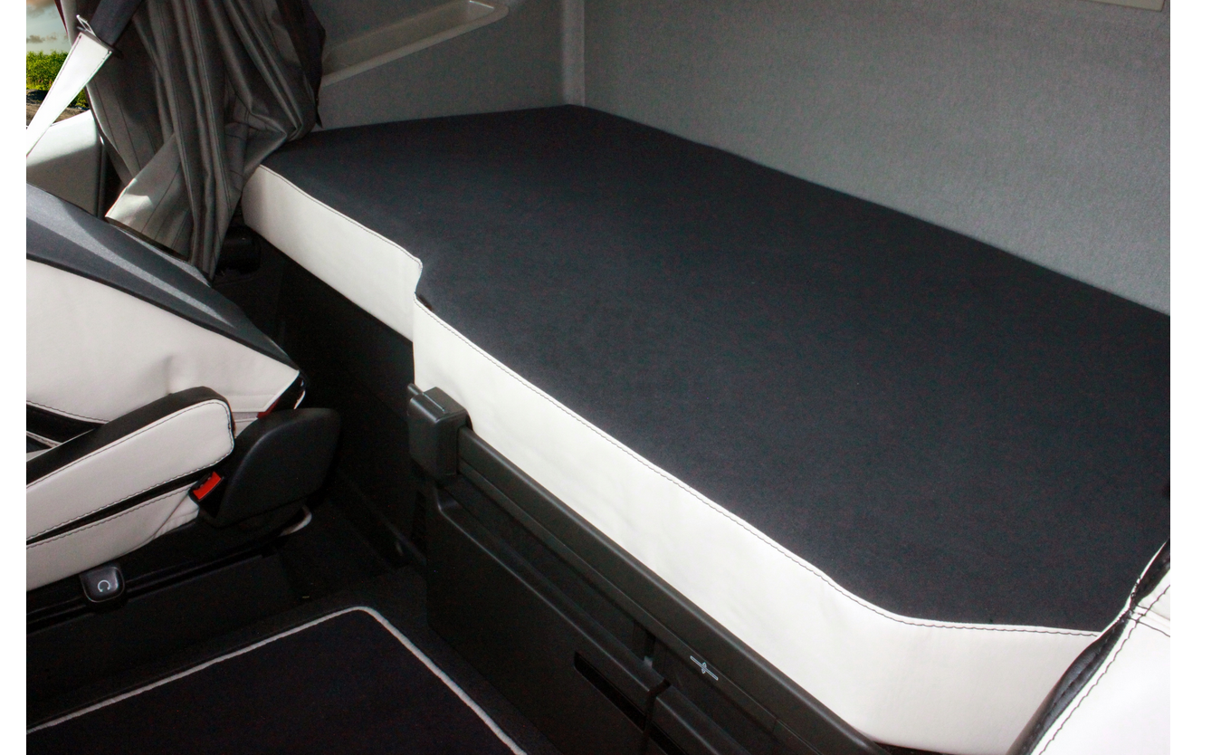 Volvo Truck FH4 COVER FOR TRUCK MATTRESS VOLVO FH4 FH 4 EURO 6