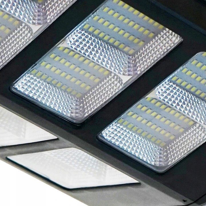 STRASSENLEUCHTE 400W SOLARLAMPE + PANEL + FERNBEDIENUNG