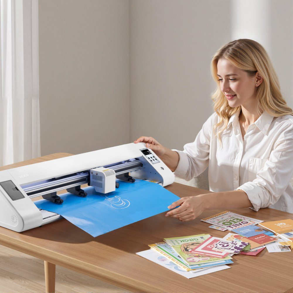 Coupe-vinyle (taille de coupe de 60 cm) avec logiciel de détection et de conception automatique des bords ainsi que 2 types de lames et matériaux, compatible avec SVG/EPS/PLT, pour des travaux manuels personnalisés