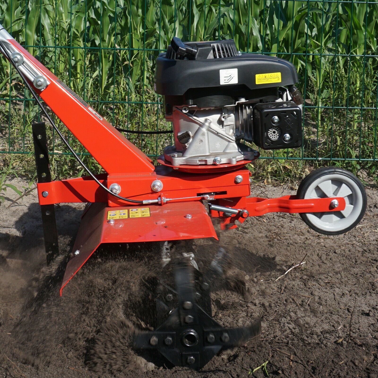 Benzinefrees, tuinschoffel, tuinschoffel, helmstok, schoffel, cultivator