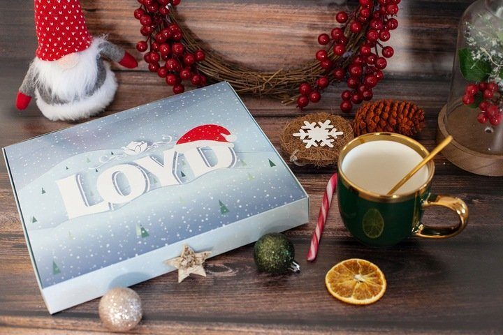 Loyd Winter-Adventskalender mit 24 besonderen Teegeschenken