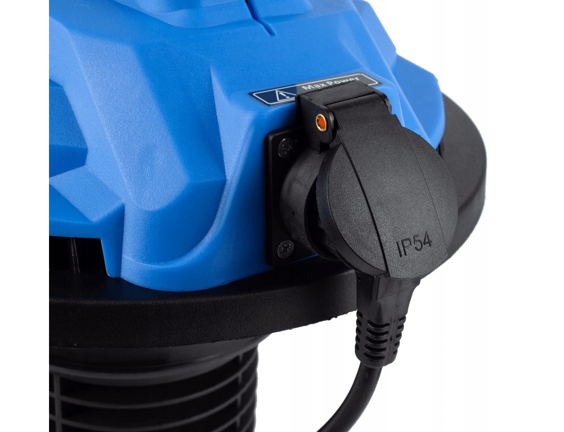 *VERKAUF* Nass-/Trockensauger 3600W mit Zubehör im SET