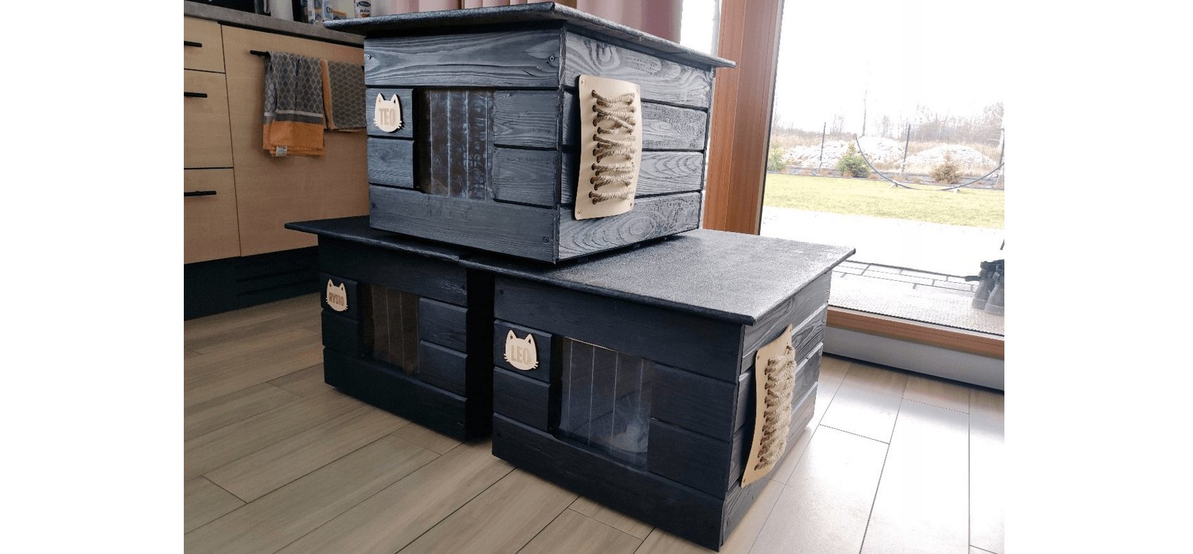 Handmade kit cat house weatherproof with name plate