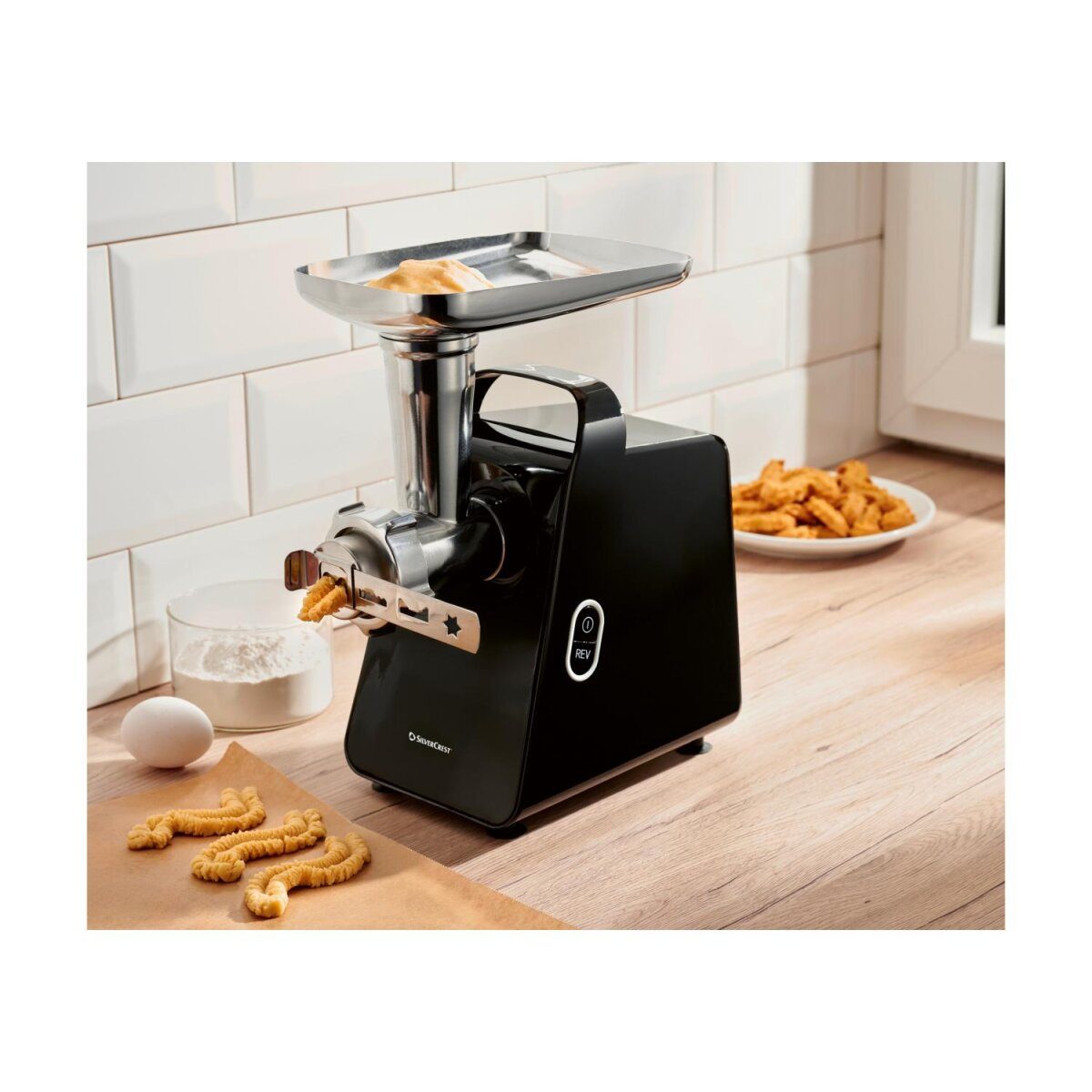 SILVERCREST® Elektrischer Fleischwolf SFWT 400 B1