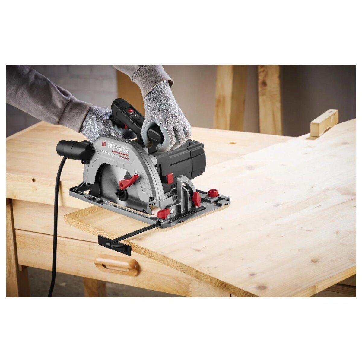PARKSIDE PERFORMANCE® Handkreissäge »PPHKS 1800 A2«