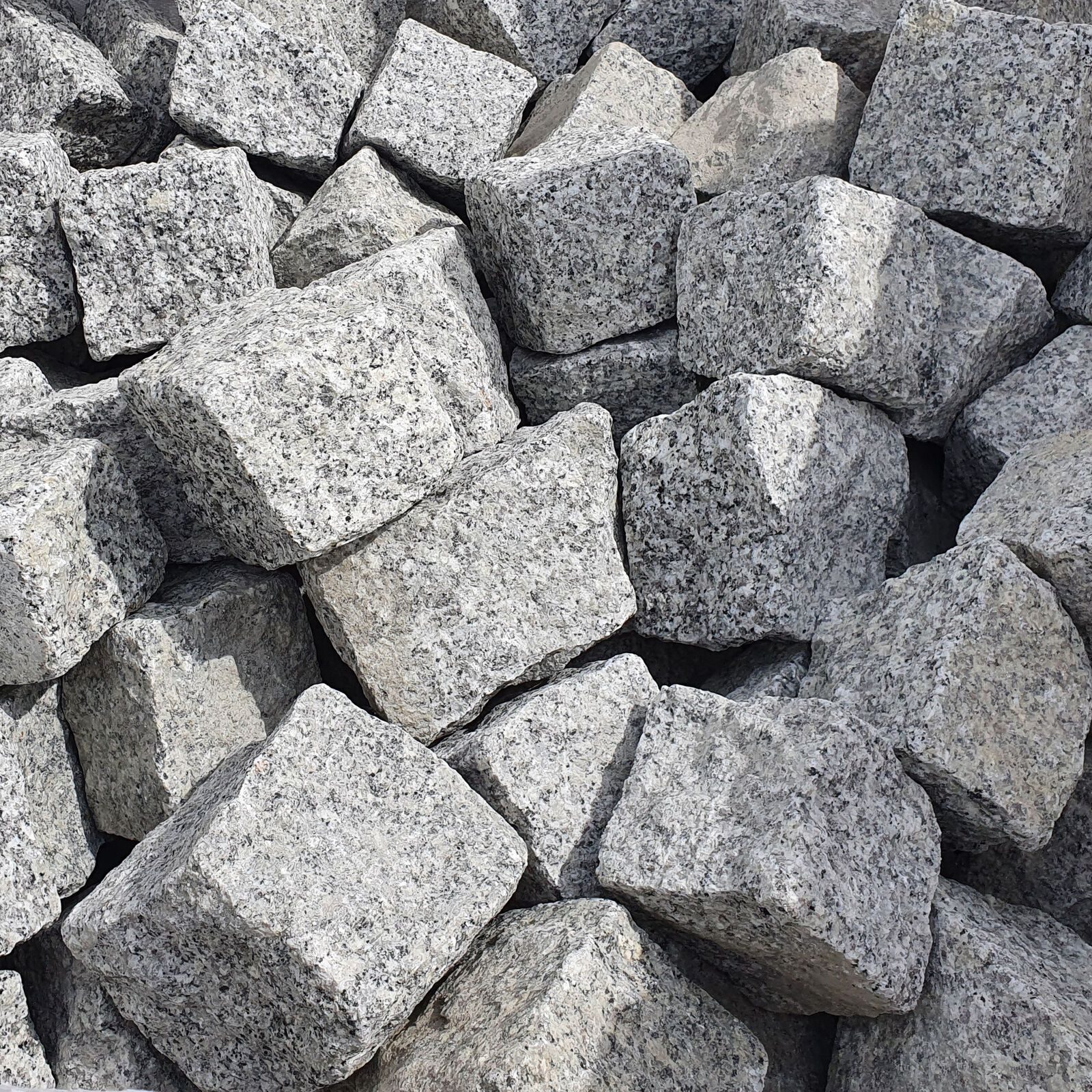 Granitpflastersteine ​​1 Tonne Naturstein 9/11 grau DIN EN 1342 - 1000 kg