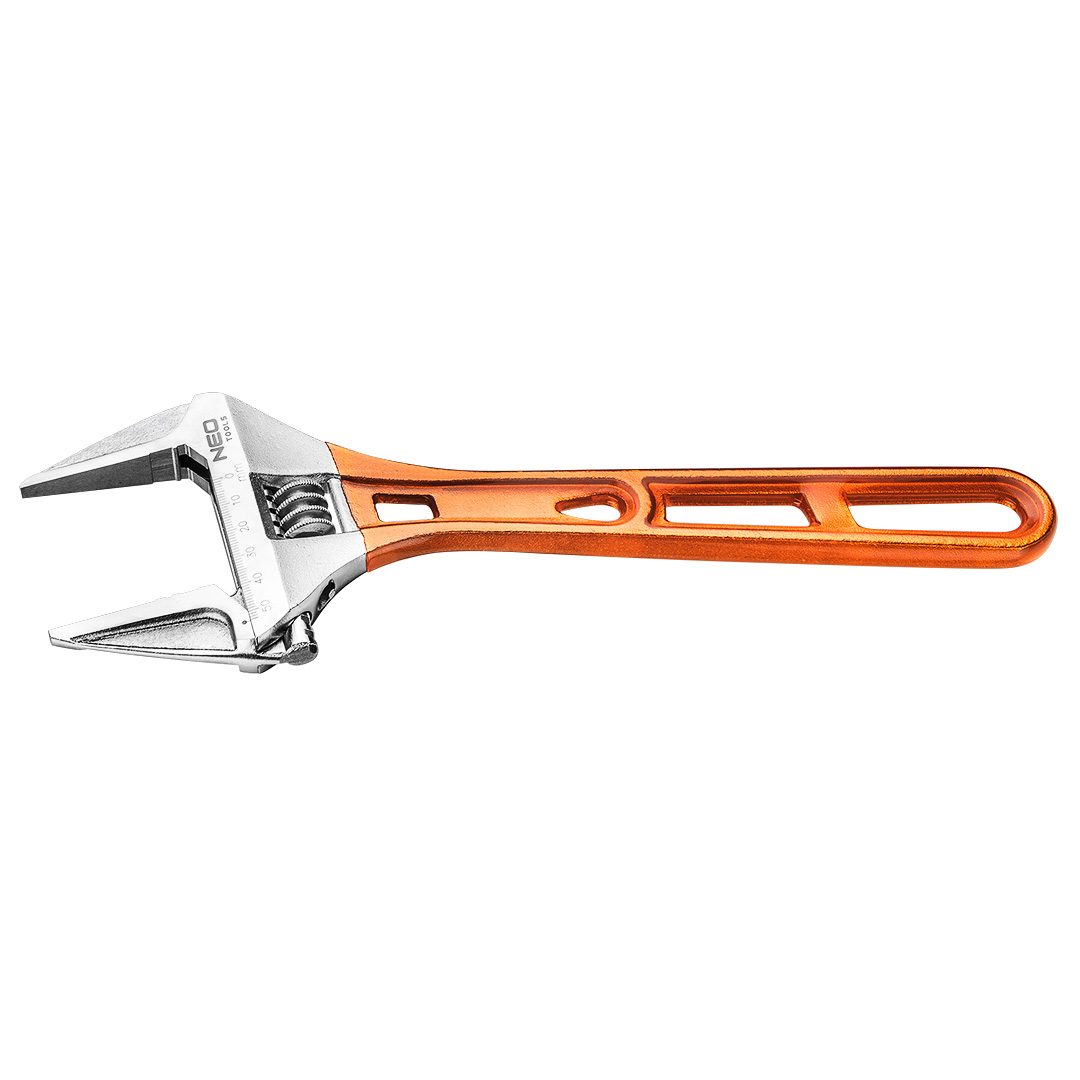 Adjustable wrench