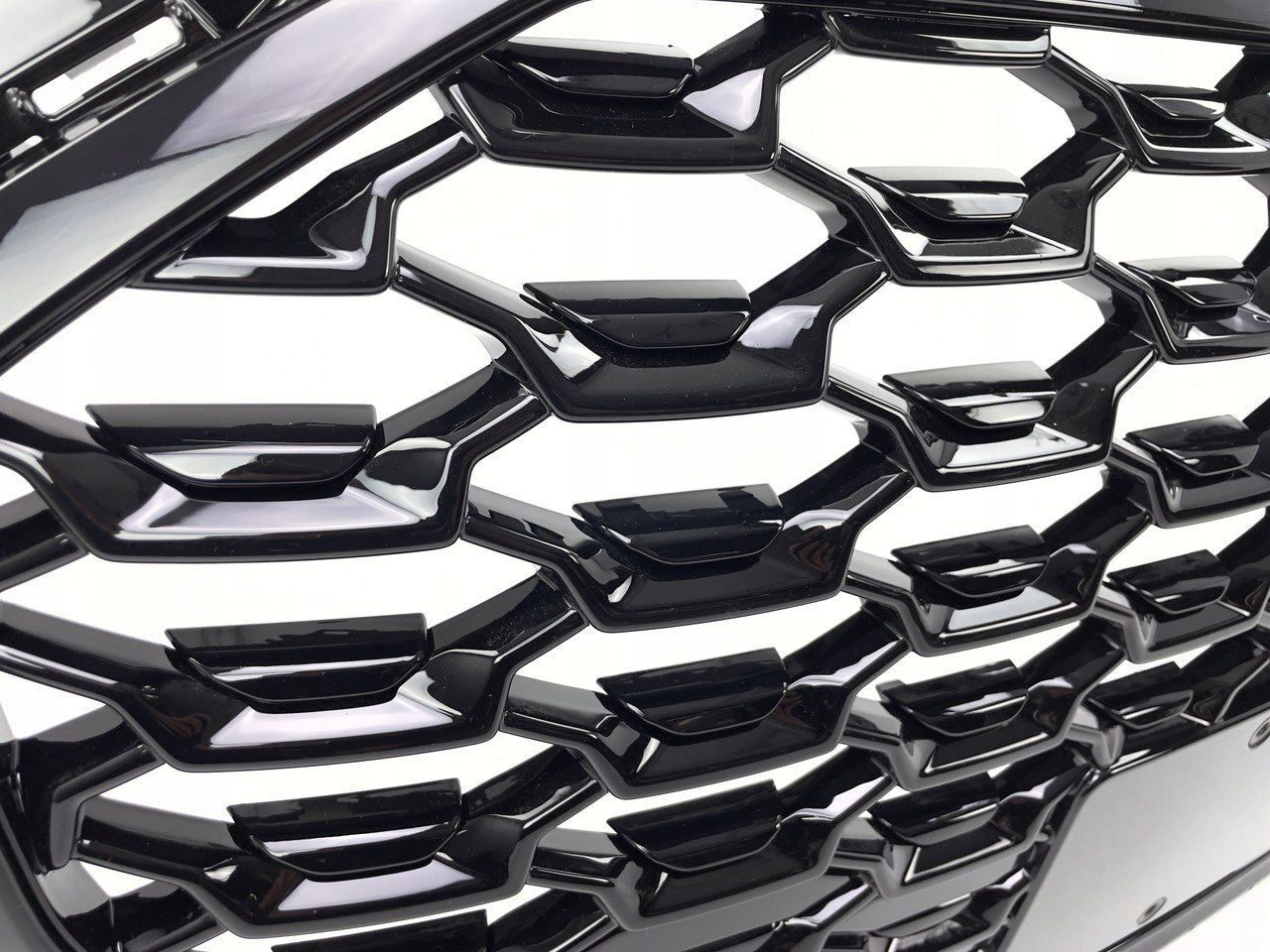 GRILL AUDI Q5 80A 80F S-LINE 21- PODNOŚNIK SPORTBACK 80F853651
