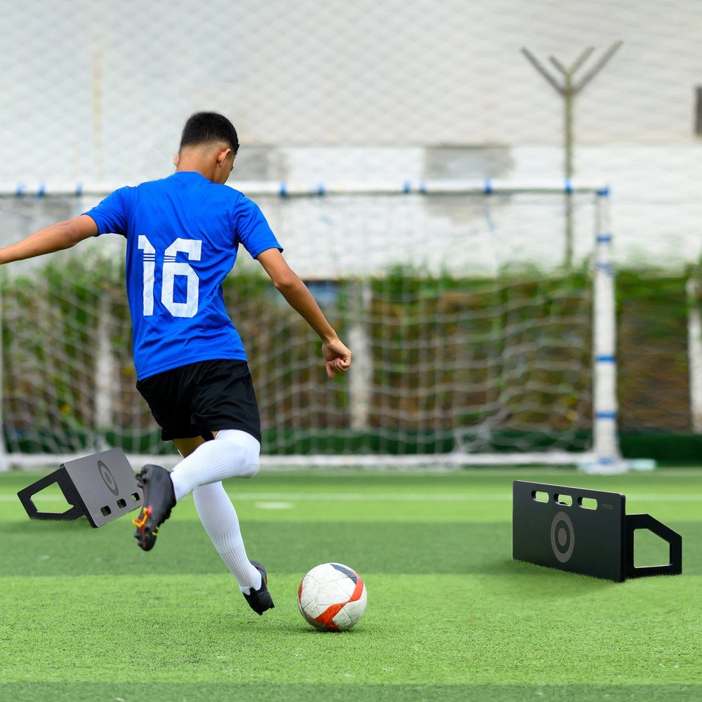 Fußball-Rebound-Board, tragbares Bounce-Board 80 x 30 cm, HDPE-Rebounder-Ausrüstung mit 2 Rebound-Winkeln, Trainingsboard-Rebounder-Kicker für Fußballtraining, Pass- und Schießübungen