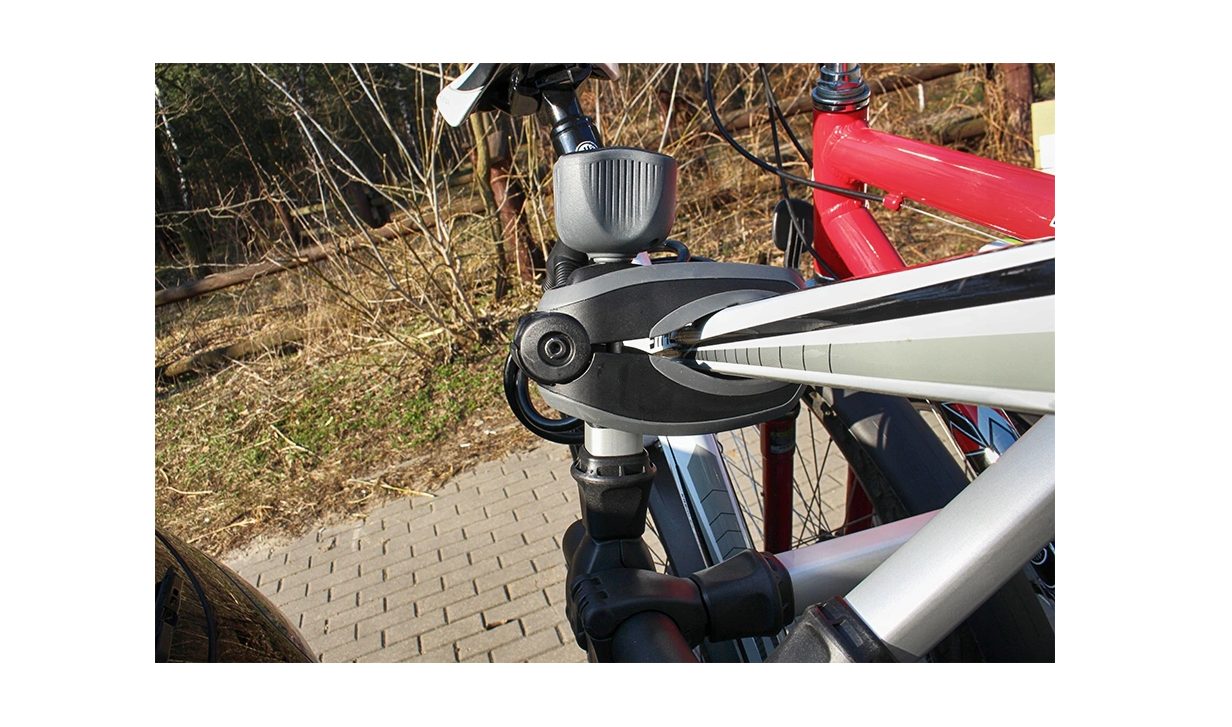 THULE Coach 276 bicycle carrier AHK coupling carrier for 3 bicycles VOLVO packaging