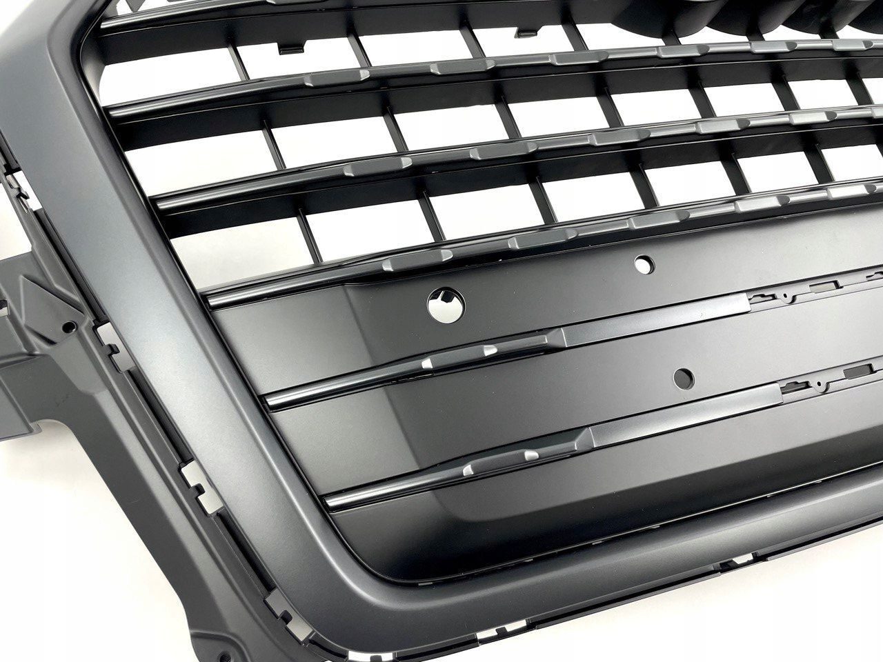AUDI Q7 4M 2015-2019 S-LINE GRILL 4M0853651JFUQ – Artikelnr. HT-16042
