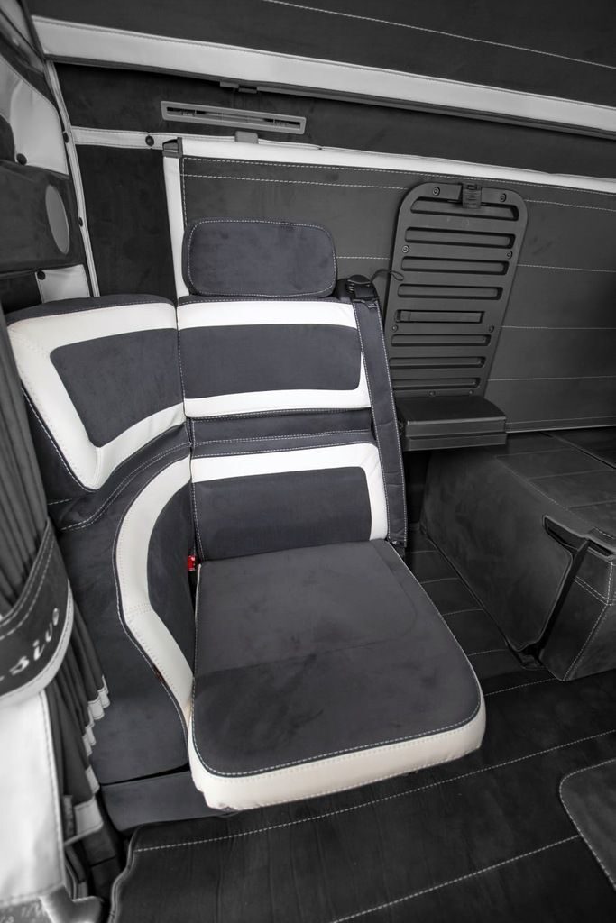 Handcrafted high-quality Actros truck SEAT COVERS Mercedes ACTROS MP4 saloon cabin BEIGE mix complete set