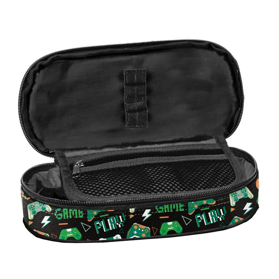 “Never Quit” pencil case.