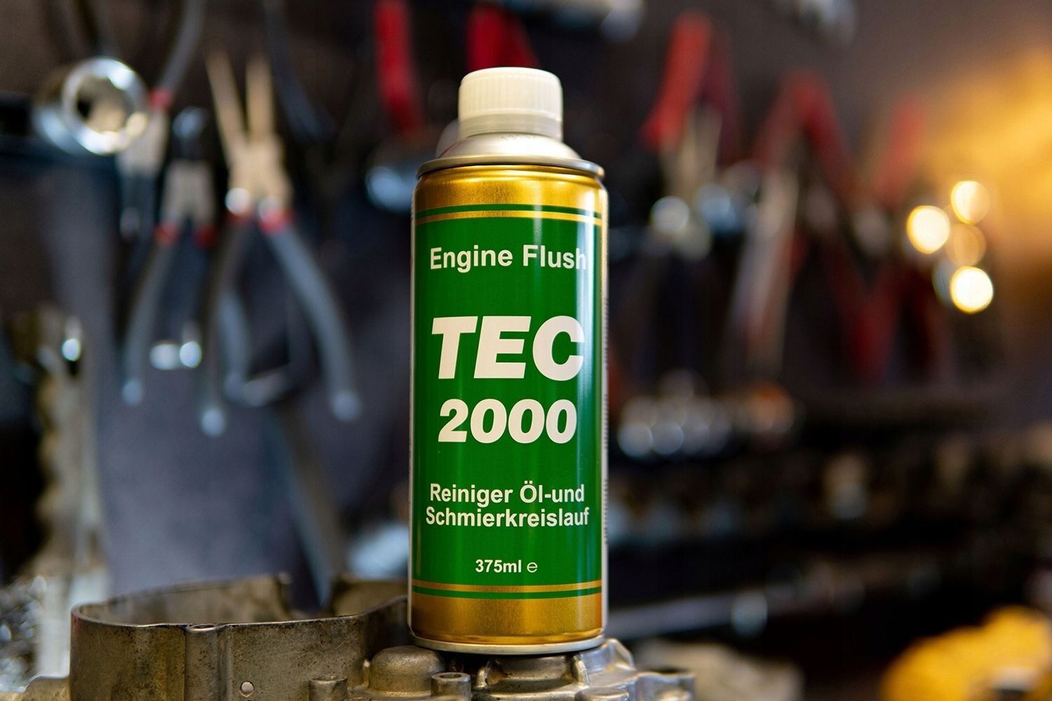 TEC-2000 motorspoeling – ultieme reiniging voor uw motor