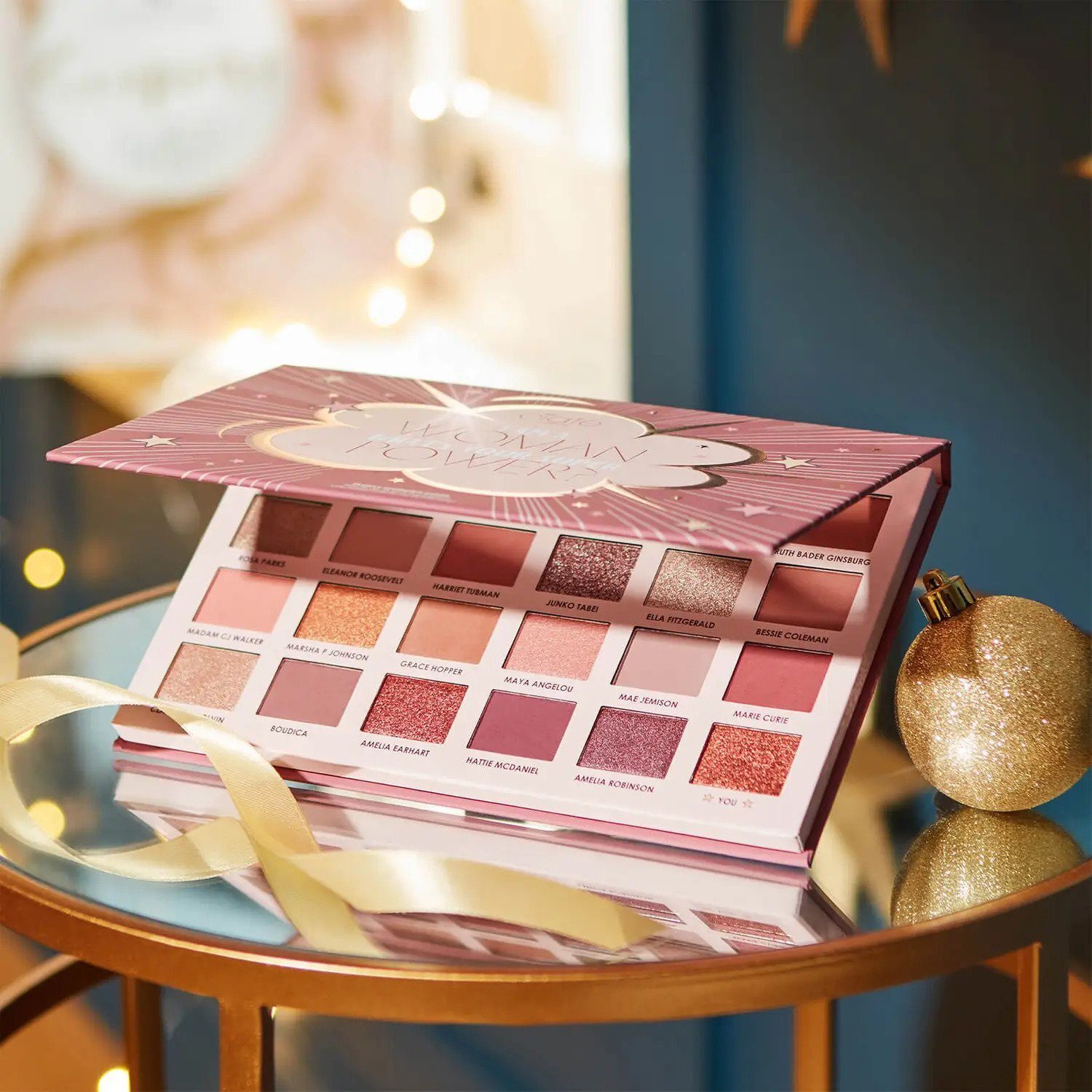 Glossybox 2021 Beauty, Damenkosmetikkalender 24 Geschenke im Wert von 550 €