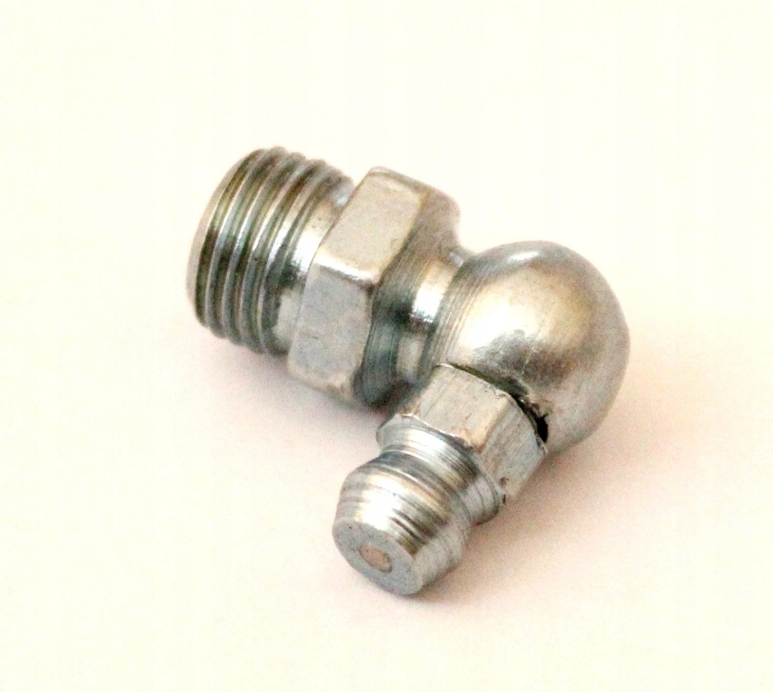 Set van 10x JCB hoeknippels 1/8 inch / smeernippels 90 graden hoek voor JCB bouwmachines.