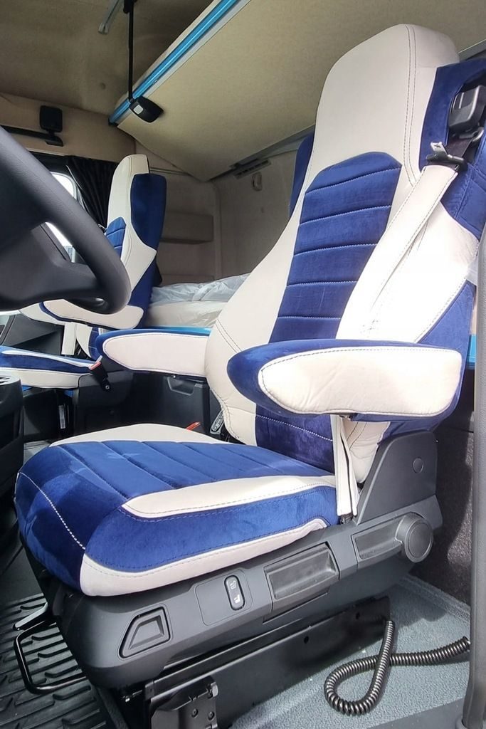 Handgefertigte hochwertige Actros LKW SITZBEZÜGE MERCEDES ACTROS MP5 MP 5 marineblau-beige Komplettset