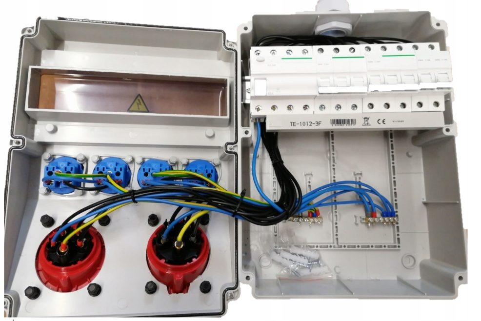 BAUSCHALTANLAGE SCHALTANLAGE Wandverteiler Baustrom Elektroverteiler 16A 32A 2x230V