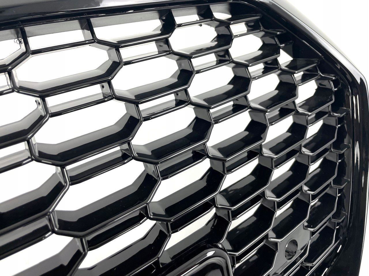 AUDI Q5 80A S-LINE STYL RSQ5 2017-2000 GRILL – Artikelnr. HT-16043