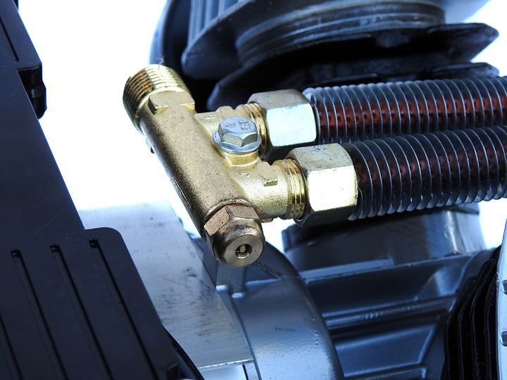 Motor Ersatzmotor KOMPRESSOR Ölkompressorpumpe V2 230V 10 bar