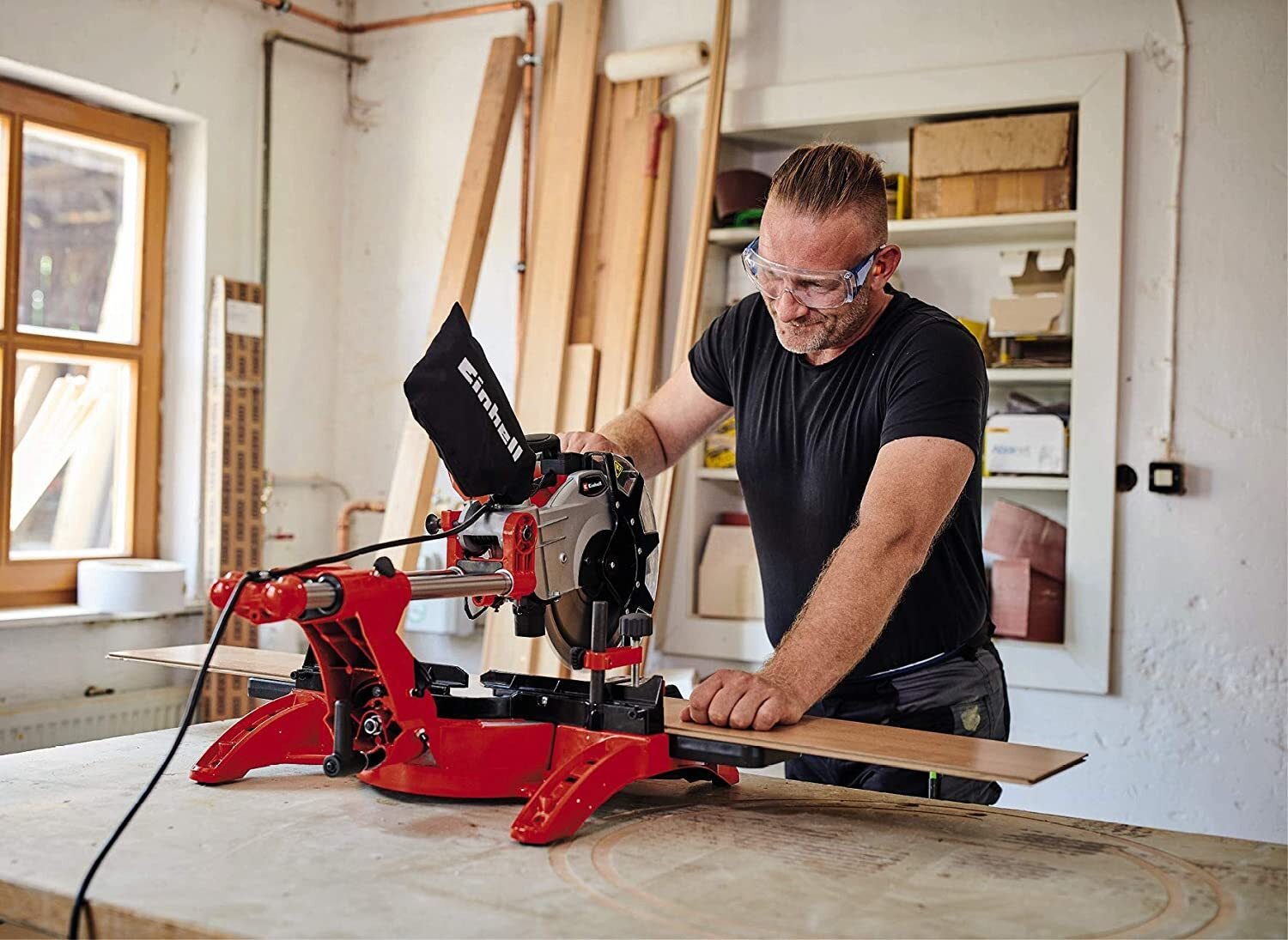 Einhell pull miter saw TC-SM 2534/1 Dual (max. 2350 W, Ø250 x Ø30 mm saw blade, 4000 min-1, integrated pull function, tiltable saw head, workpiece stop, laser, incl. carbide saw blade)