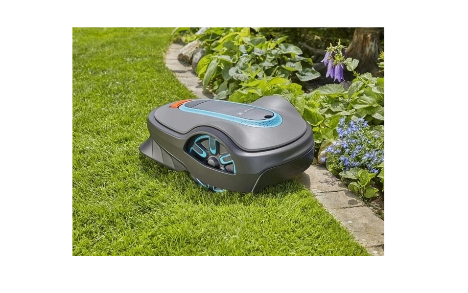 Gardena SILENO life: Mähroboter für Rasenflächen bis 750 m², Bluetooth-App bedienbar, Easy-Passage-Funktion, mit 57 db(A) sehr leise, Steigungen bis zu 35 Prozent, mäht bei jedem Wetter (15101-20)