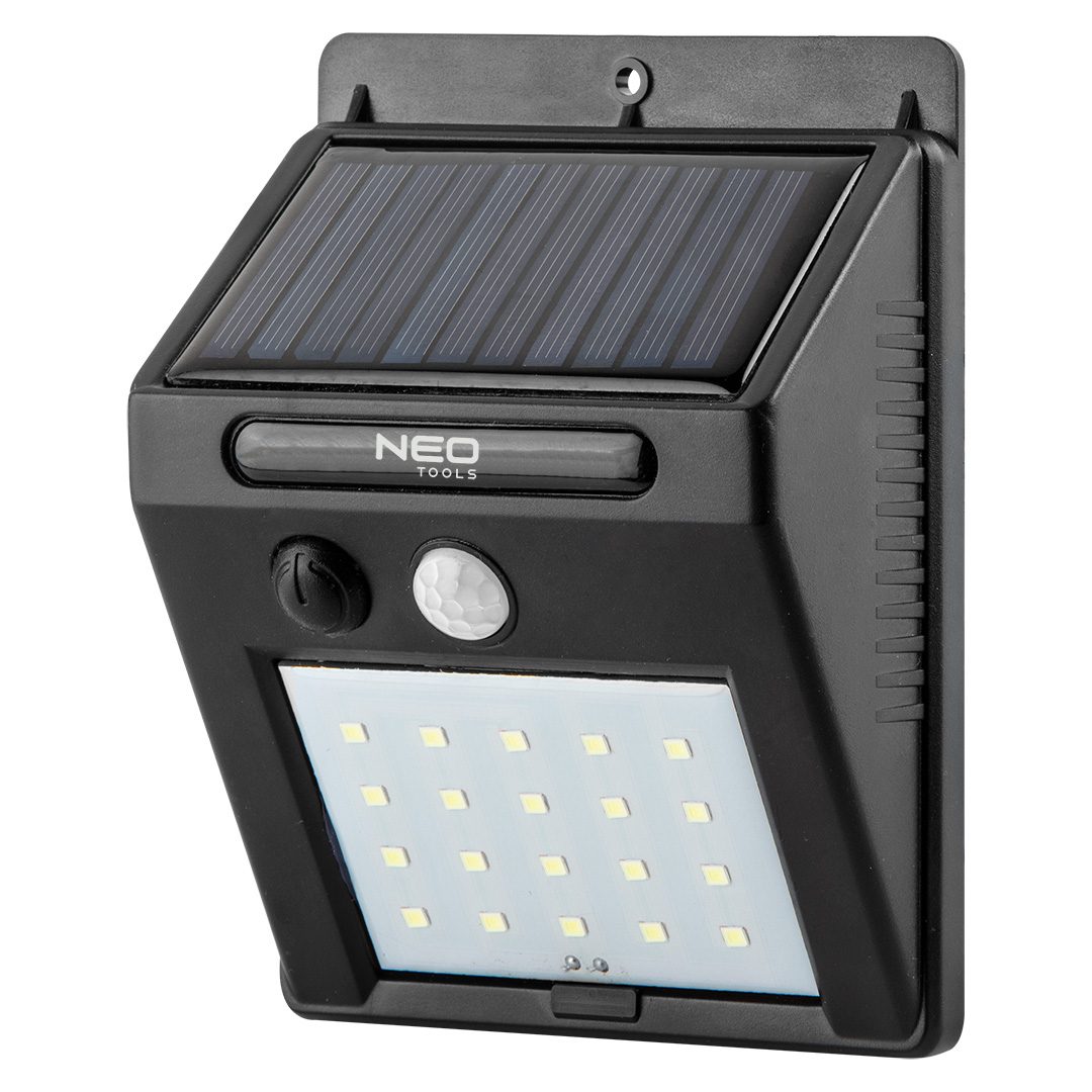 Solar wall light