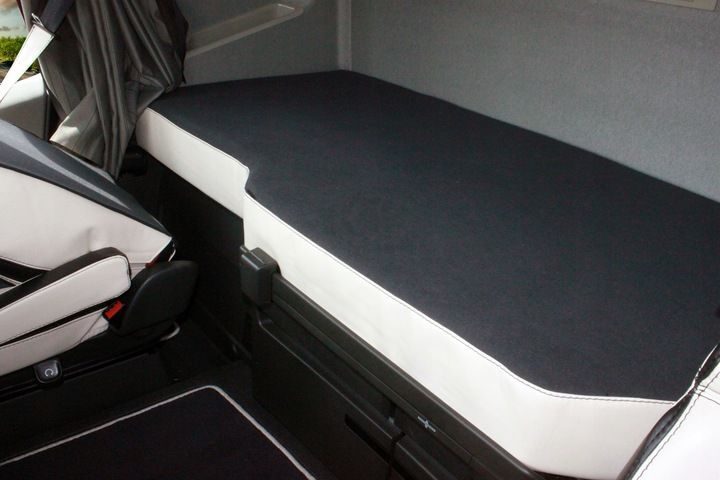 Volvo Truck FH4 COVER FOR TRUCK MATTRESS VOLVO FH4 FH 4 EURO 6