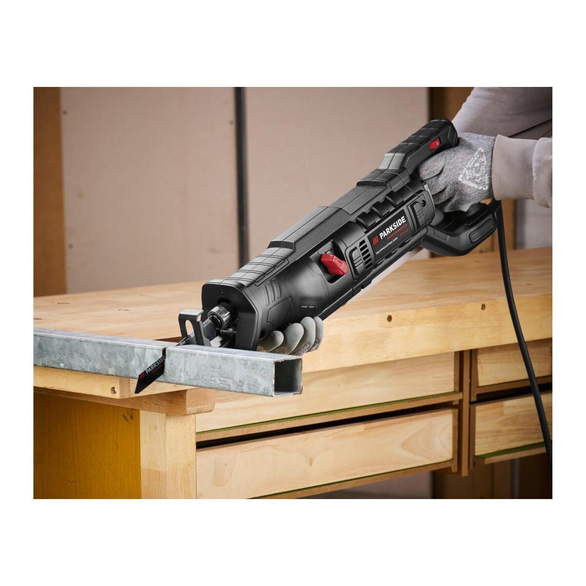 Piła szablasta PARKSIDE PERFORMANCE® »PPFS 1200 A1«