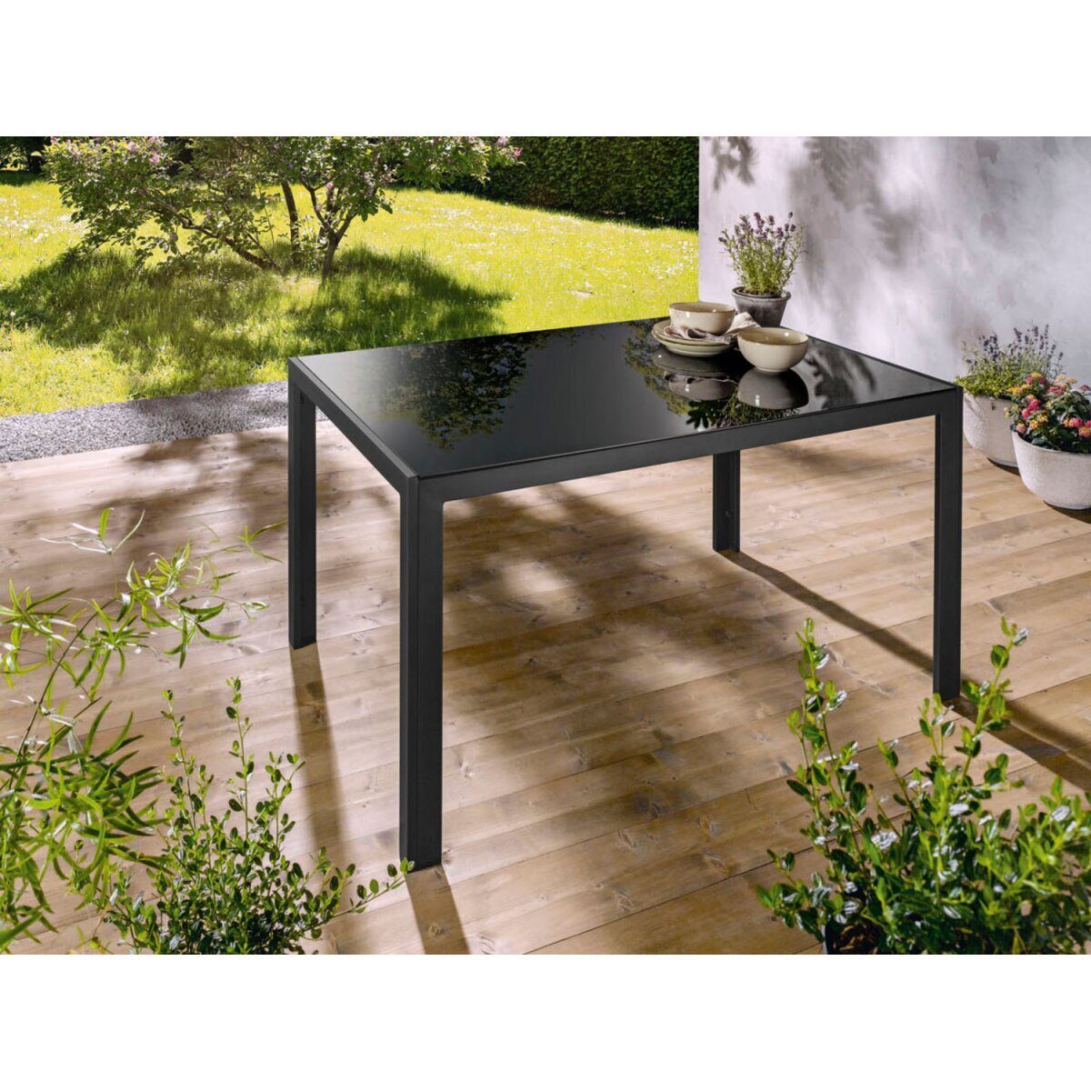 Aluminum garden table with black reversible table top