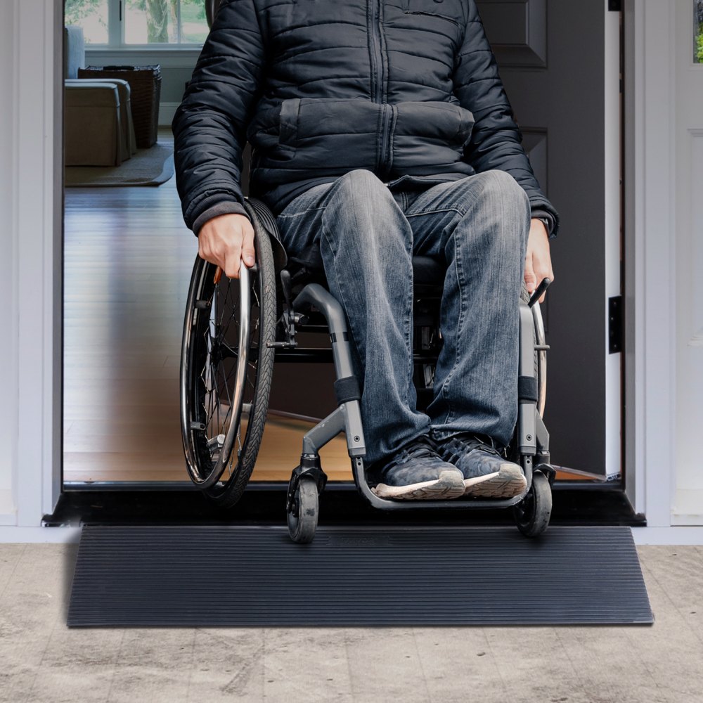 Drempelhelling massief rubberen deur drempelramp Max. draagvermogen tot 15 ton Stoepramp 90x20x3cm Rolstoelhelling met dubbelzijdig plakband Oprijhelling Rubberen oprijplaat Zelfs voor snijden Drempelhelling massief rubberen deur drempelramp Max. draagvermogen tot 15 ton Stoepramp 90x20x3cm Rolstoelhelling met dubbelzijdig plakband Oprijhelling Rubberen oprijplaat Zelfs voor snijden